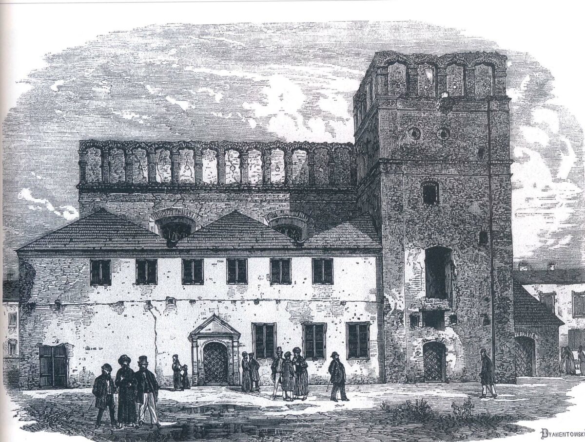 Синагога в Луцьку, побудована в стилі ренесансу як укріплена споруда