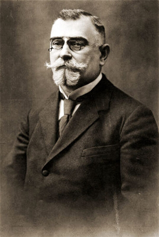 Kost' Levytsky (1859–1941), lawyer, publicist, civic and economic organizer, and secretary of the Ruthenian National Democratic Party in Galicia (1899–1907).