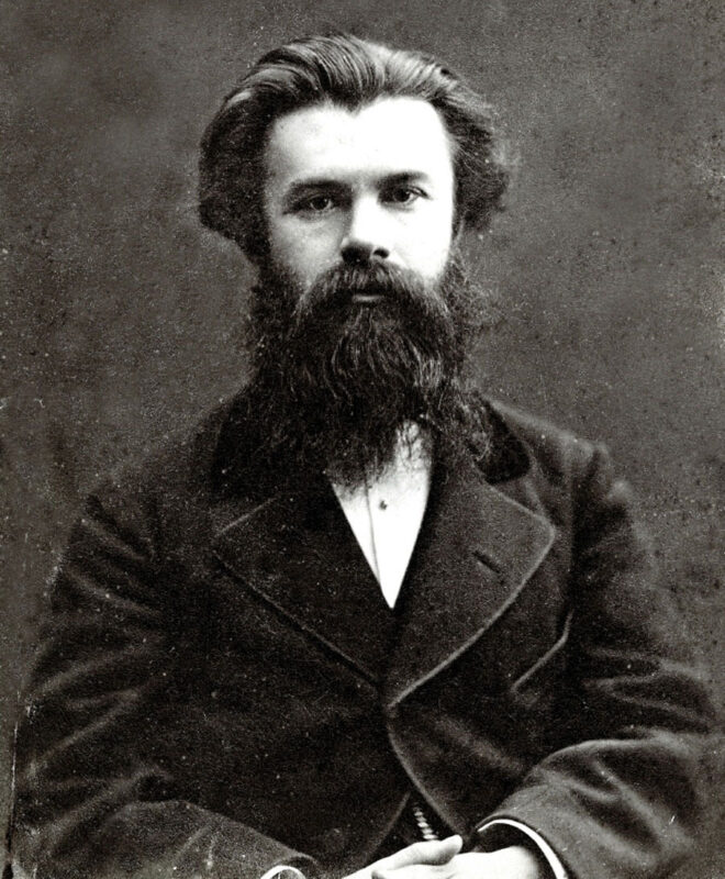 Михайло Драгоманов (1841–1895), український політичний теоретик, економіст, історик, філософ, етнограф, діяч українського національного руху
